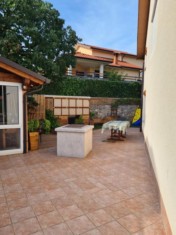 Hisa Idej Apartamento Sežana Exterior foto