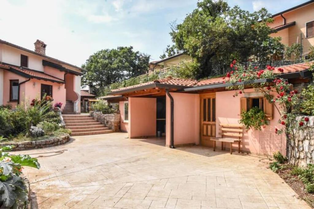 Hisa Idej Apartamento Sežana Exterior foto